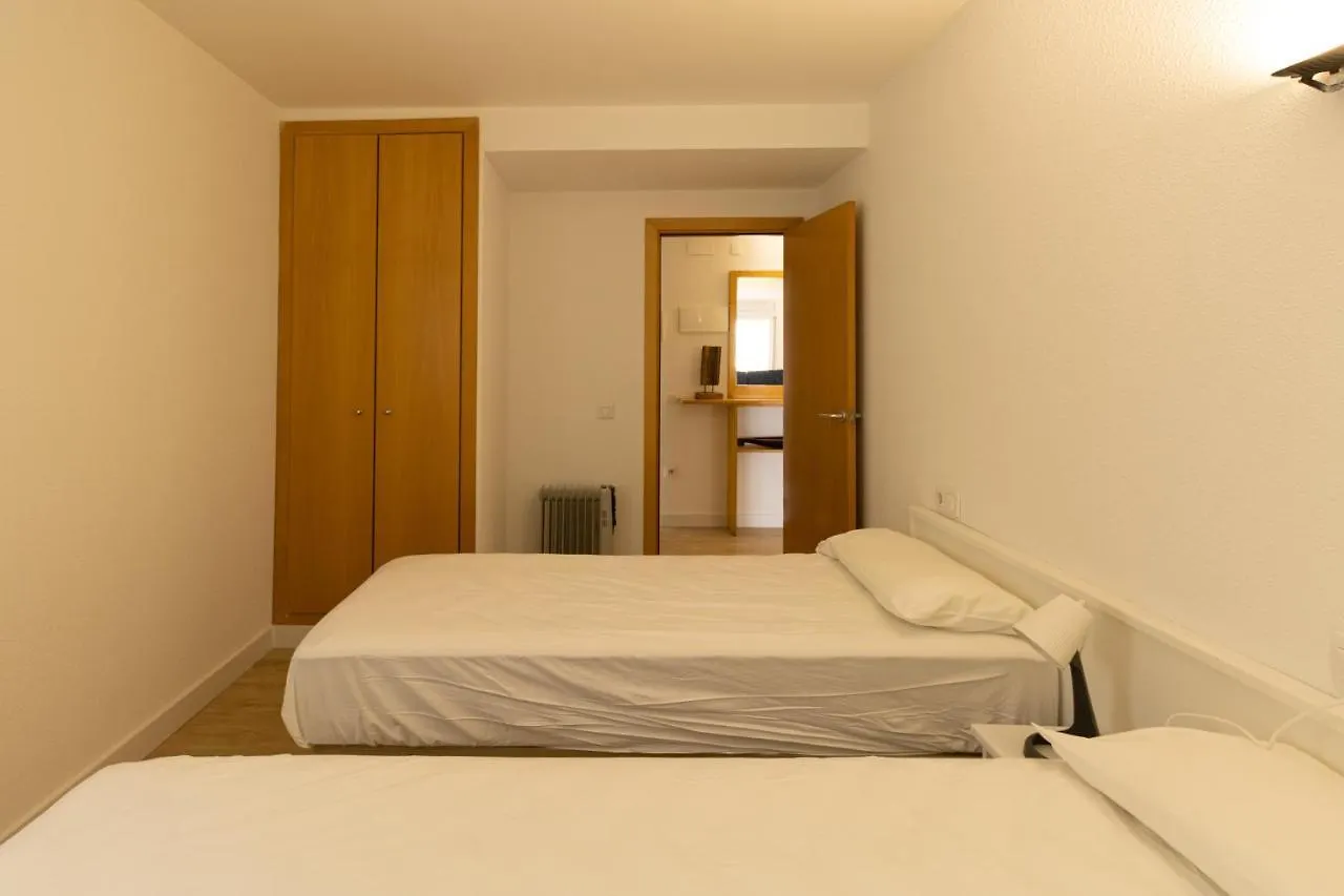 Vista Roses Mar - Apartamento con piscina II 0*,