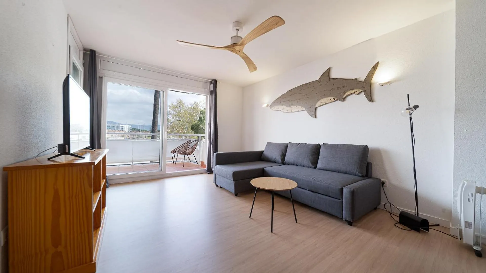 Vista Roses Mar - Apartamento con piscina II España